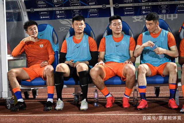 米尔斯1年330万美元加盟爵士 奥运会场均16分